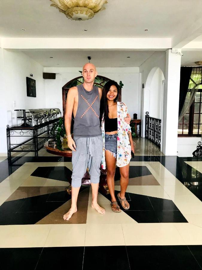Ceylon Breeze Hotel Kandy Buitenkant foto